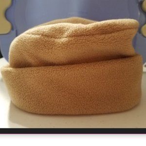 Women’s Beige Flat-Top Hat.